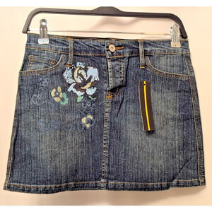 DeCo USA S NWT Mini Jean Skirt Floral Applique Denim unique!